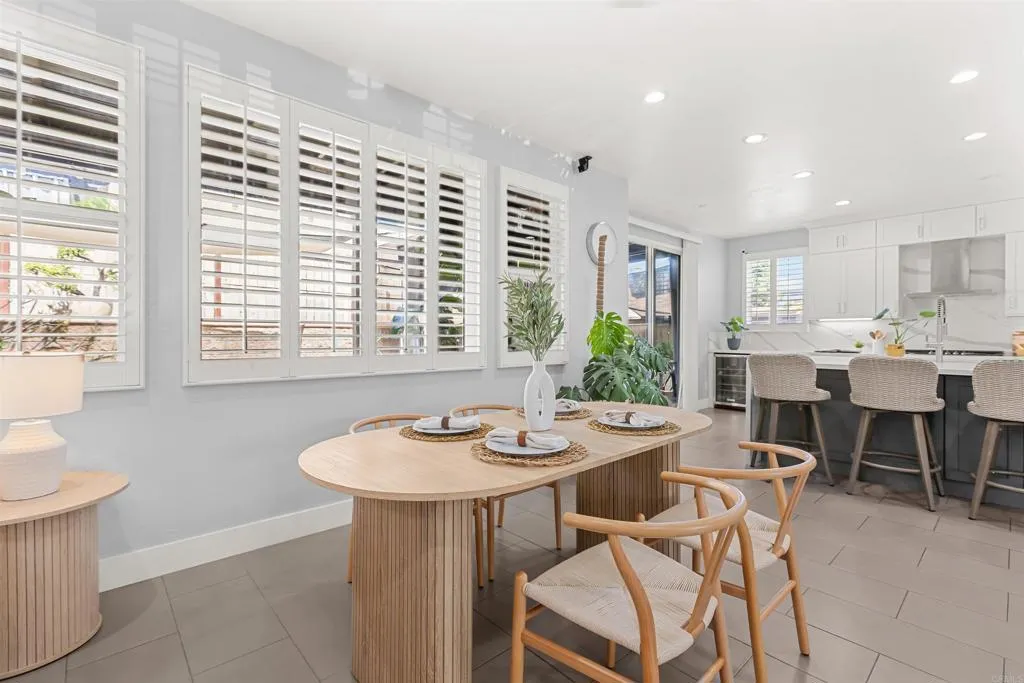 https://cdn.realtyfeed.com/cdn/127/307068385/0409491cf53976e2826dbace4b58ed24.webp