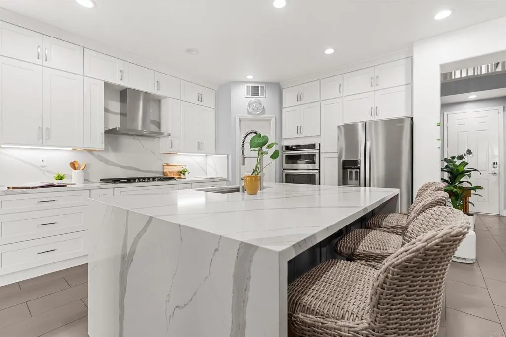 https://cdn.realtyfeed.com/cdn/127/307068385/2545ed2b3ed080629e0a9ef85fed62eb.webp