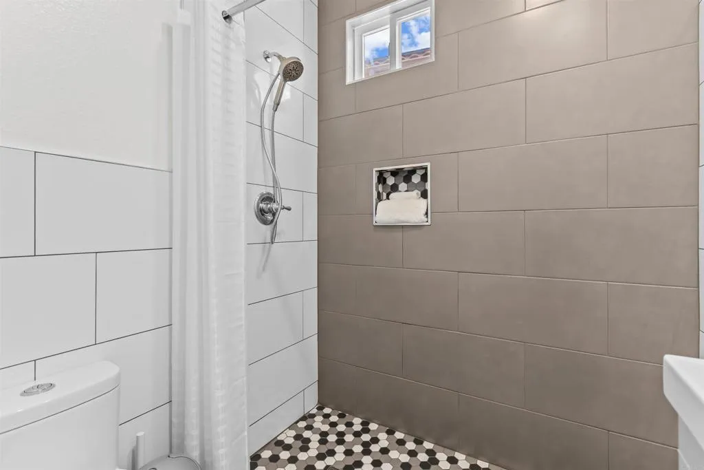 https://cdn.realtyfeed.com/cdn/127/307068385/689dd36e75d79f152b27b1f0c47aa1e7.webp