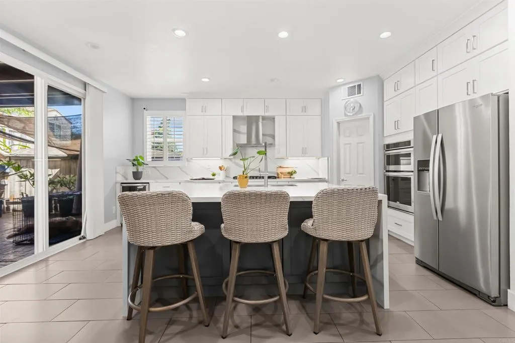 https://cdn.realtyfeed.com/cdn/127/307068385/af50e35963bdefe74564e365c0cfeea6.webp