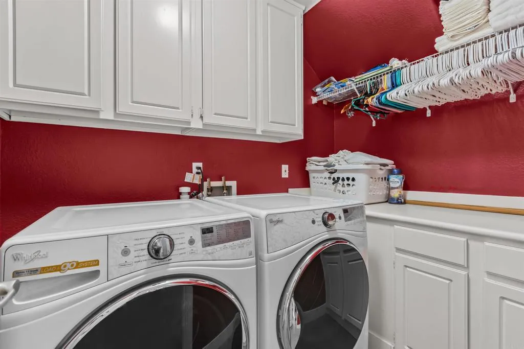 https://cdn.realtyfeed.com/cdn/127/307068385/e48a831ee042df4ef9999a21d281a69c.webp