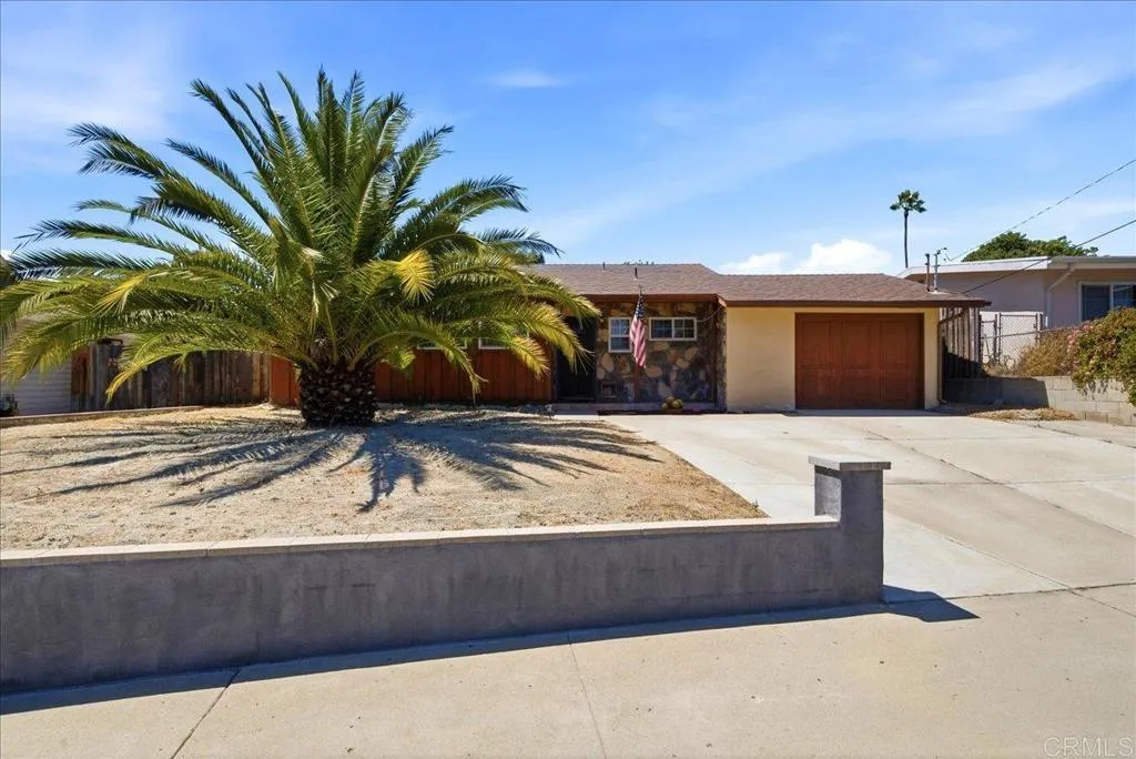 https://cdn.realtyfeed.com/cdn/127/307068442/1691473c40e0040a7083aca379165ceb.webp