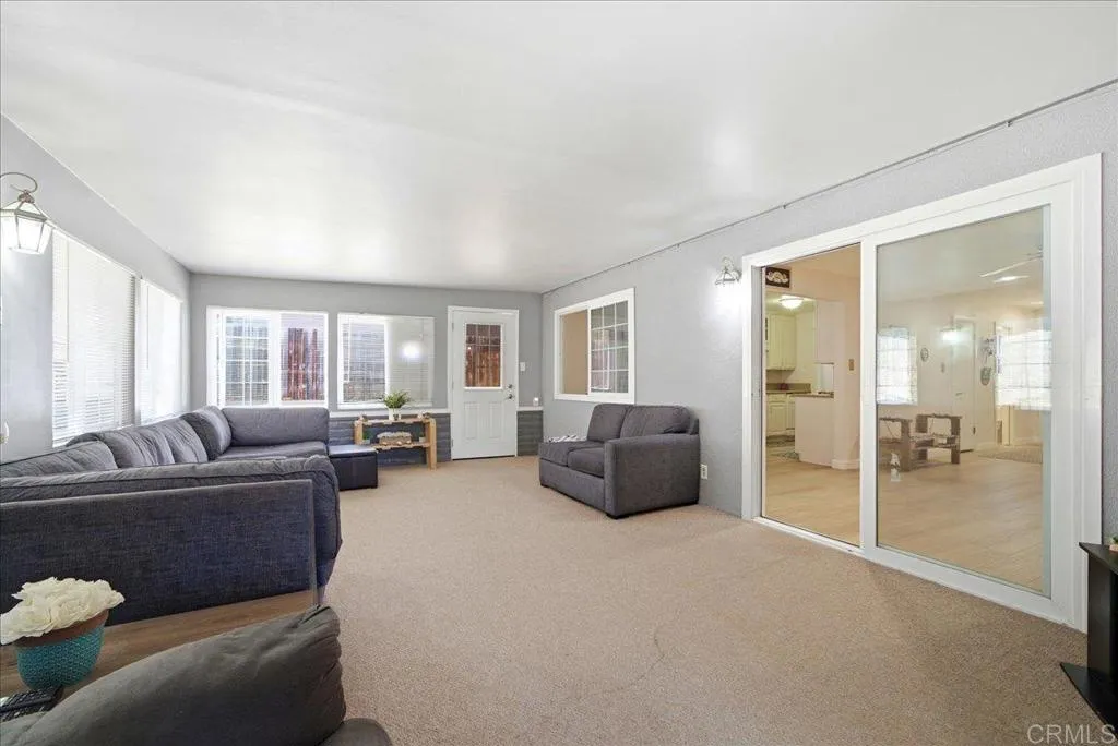 https://cdn.realtyfeed.com/cdn/127/307068442/3d5a4c9e9ea2c97b9200ef61d7e75bf0.webp