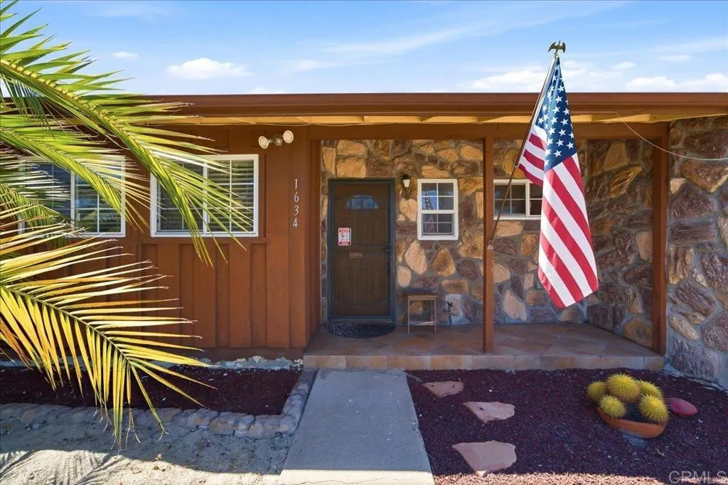 1634 Rush Avenue, Vista, CA 92084 - Photo 2 of 41, Vista, CA