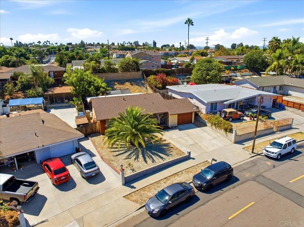 https://cdn.realtyfeed.com/cdn/127/307068442/660126ed6bdb446bd951056012011c27.webp
