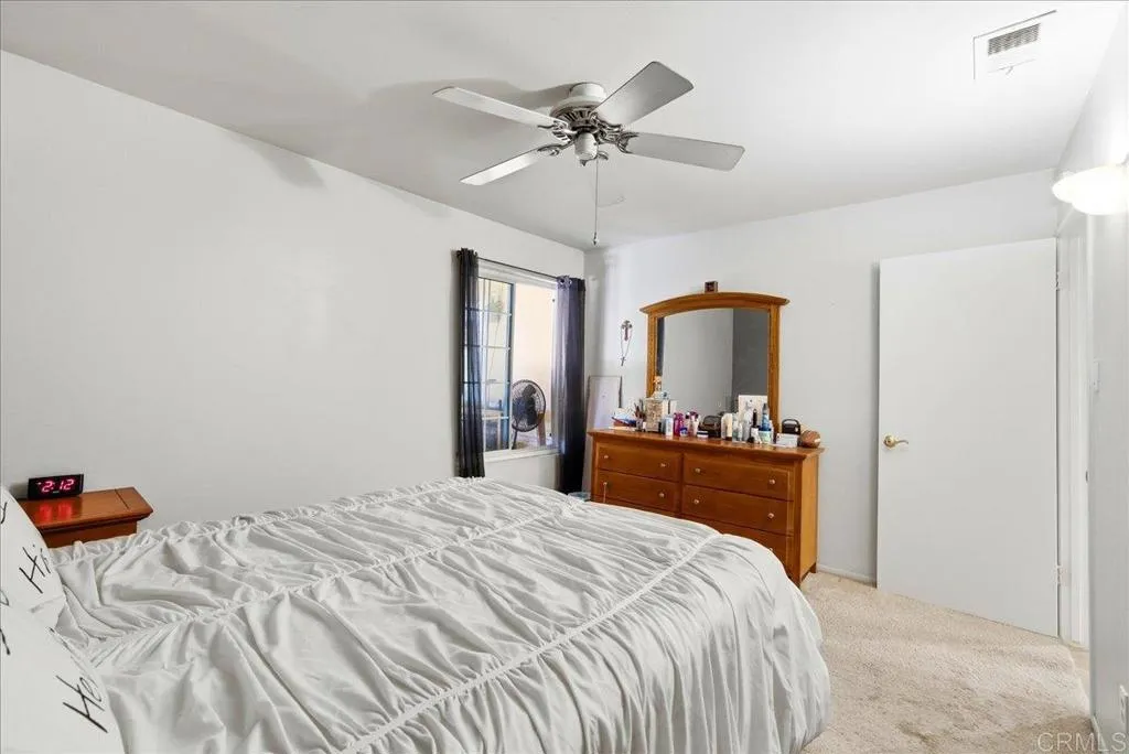 https://cdn.realtyfeed.com/cdn/127/307068442/b7f107a4e04adc86e8f1e51438ce080b.webp