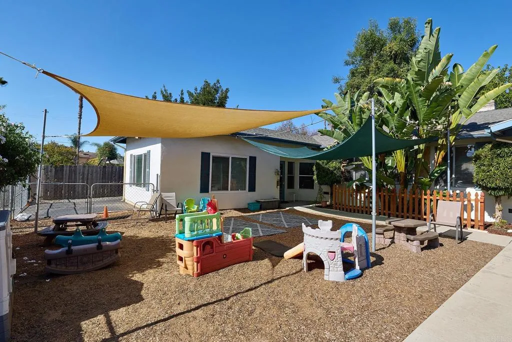 https://cdn.realtyfeed.com/cdn/127/307068445/06e2c4cbd919e580dba1b6d1978ce0d2.webp