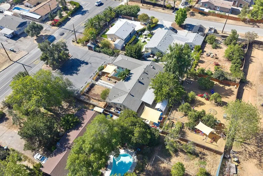 https://cdn.realtyfeed.com/cdn/127/307068445/5110e812e9b4b13984a45c7ac486cc94.webp