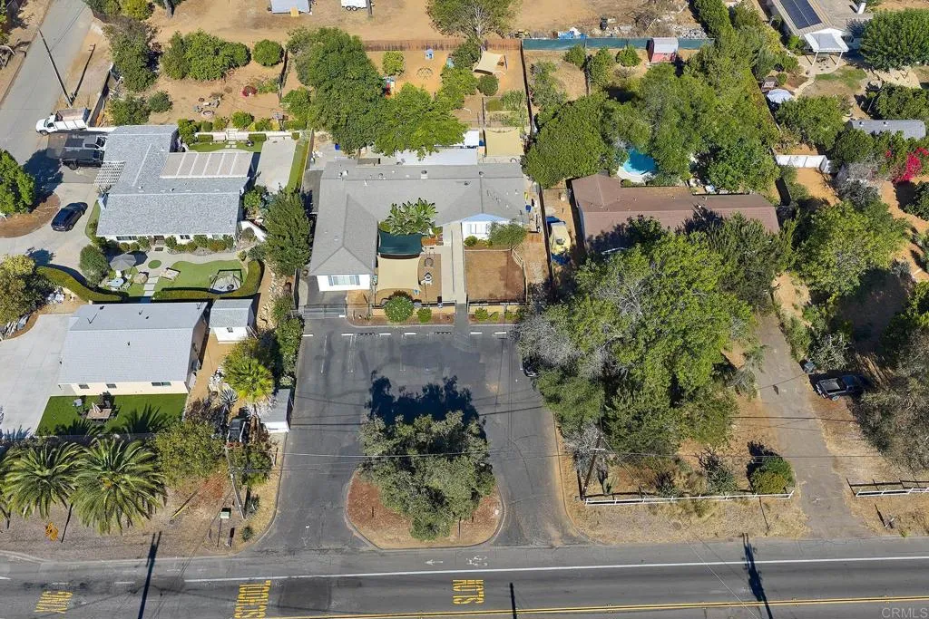 https://cdn.realtyfeed.com/cdn/127/307068445/59a237d760dee8008026d0e977de0f7a.webp