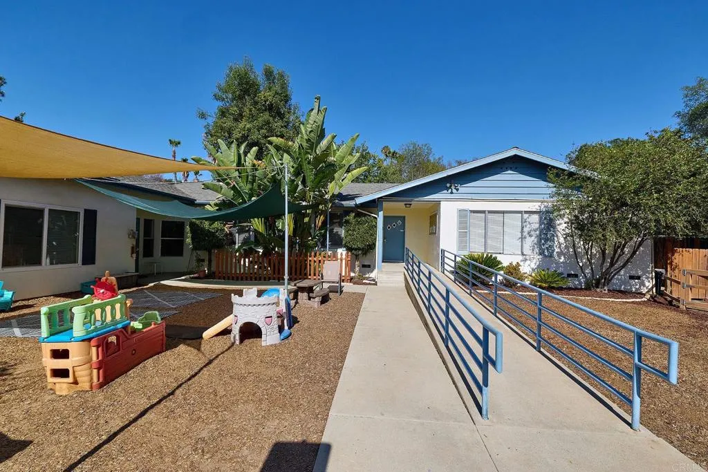 2017 Felicita Road, Escondido, CA 92025 - Main photo, Escondido, CA