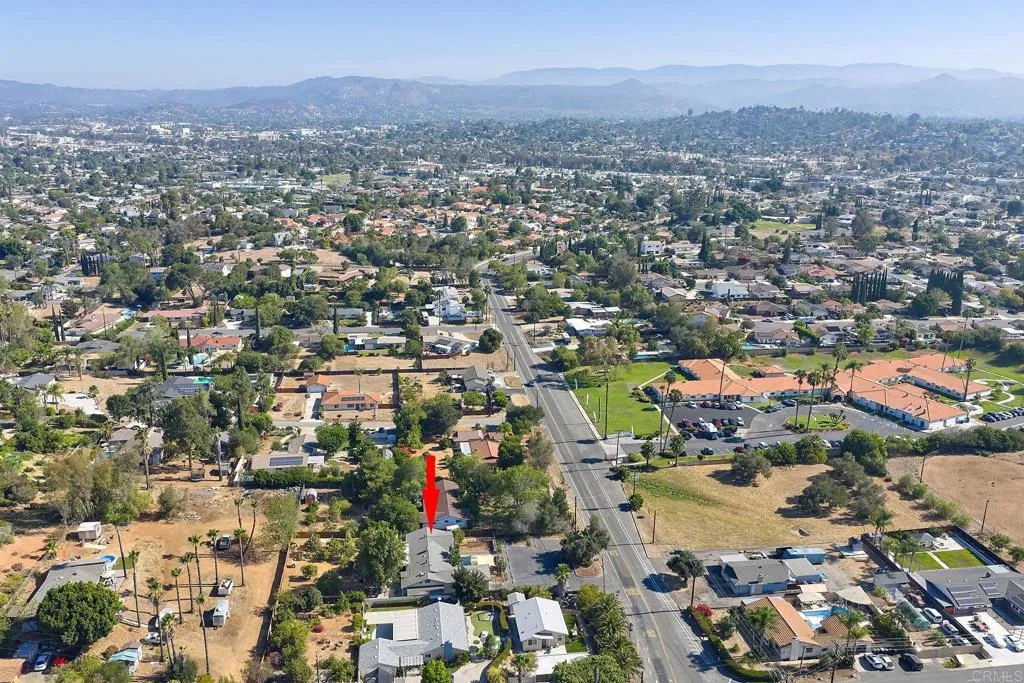 https://cdn.realtyfeed.com/cdn/127/307068445/a8411eb1878f76c53a0117af1421c281.webp