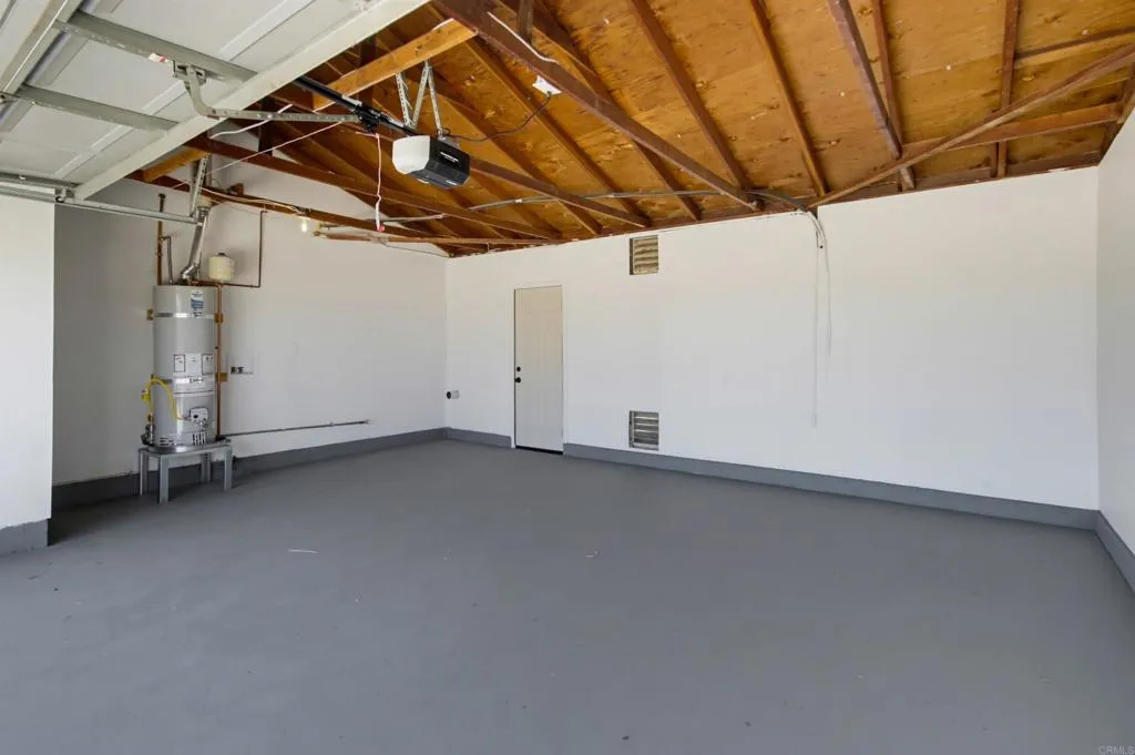 https://cdn.realtyfeed.com/cdn/127/307068477/e08573a7c0c8d8f9c1cb431f81fd1b31.webp