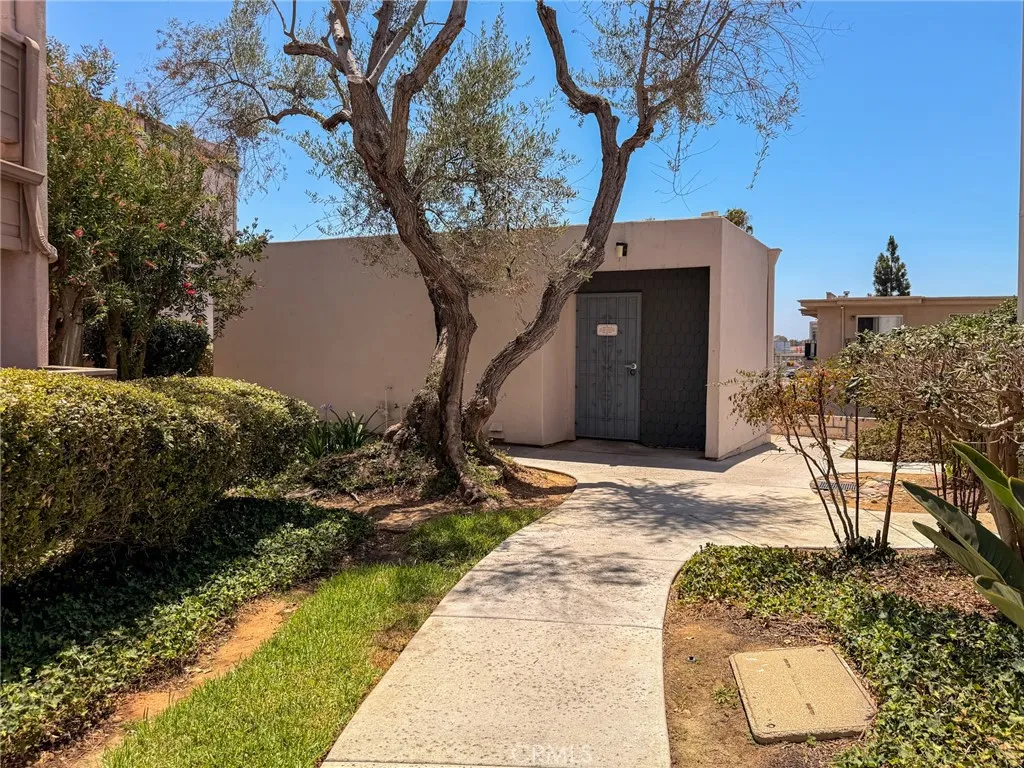 https://cdn.realtyfeed.com/cdn/127/307068480/fa0ee91d5a25702ff31e51fbf33ae826.webp