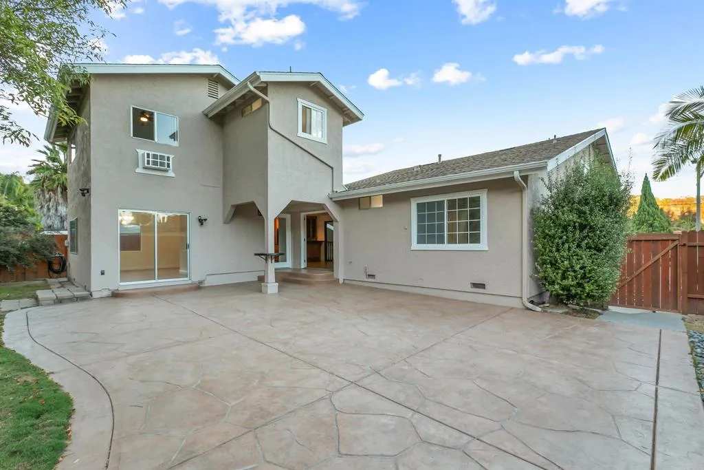 https://cdn.realtyfeed.com/cdn/127/307068607/af4351f6d32f145f305491f4a94303f9.webp