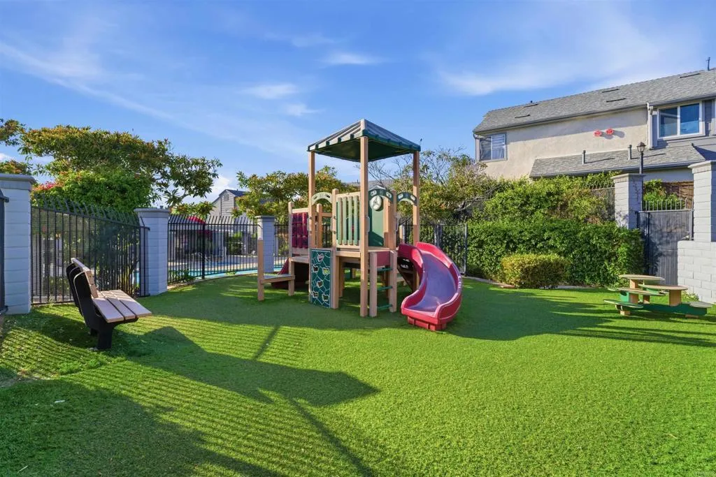 https://cdn.realtyfeed.com/cdn/127/307068613/0819e3912db57d26455a78cbaa2aa3c2.webp