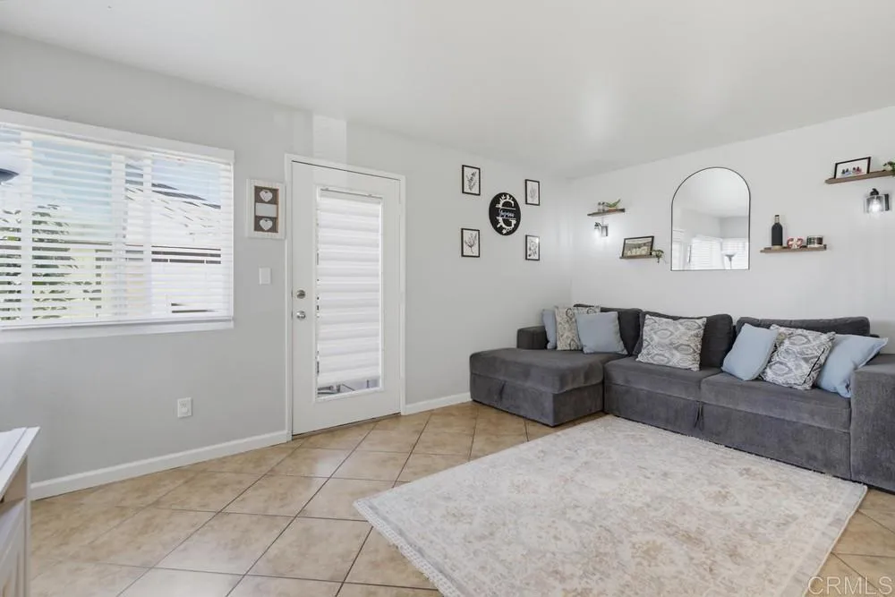 https://cdn.realtyfeed.com/cdn/127/307068613/2129701cd4e18b61982df8ccaffe5d67.webp
