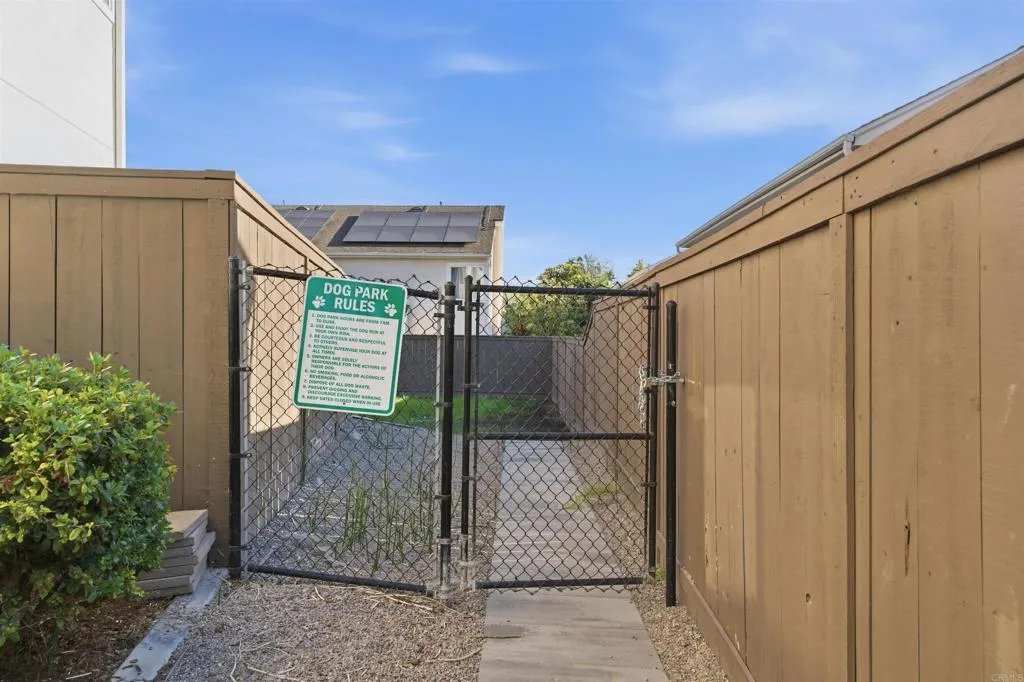 https://cdn.realtyfeed.com/cdn/127/307068613/481de93e398521823d4fe9c731caf716.webp