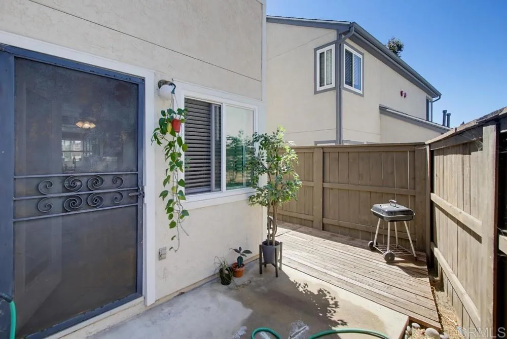 https://cdn.realtyfeed.com/cdn/127/307068613/8a2fca238405bdb380e99e3b36e6ab47.webp