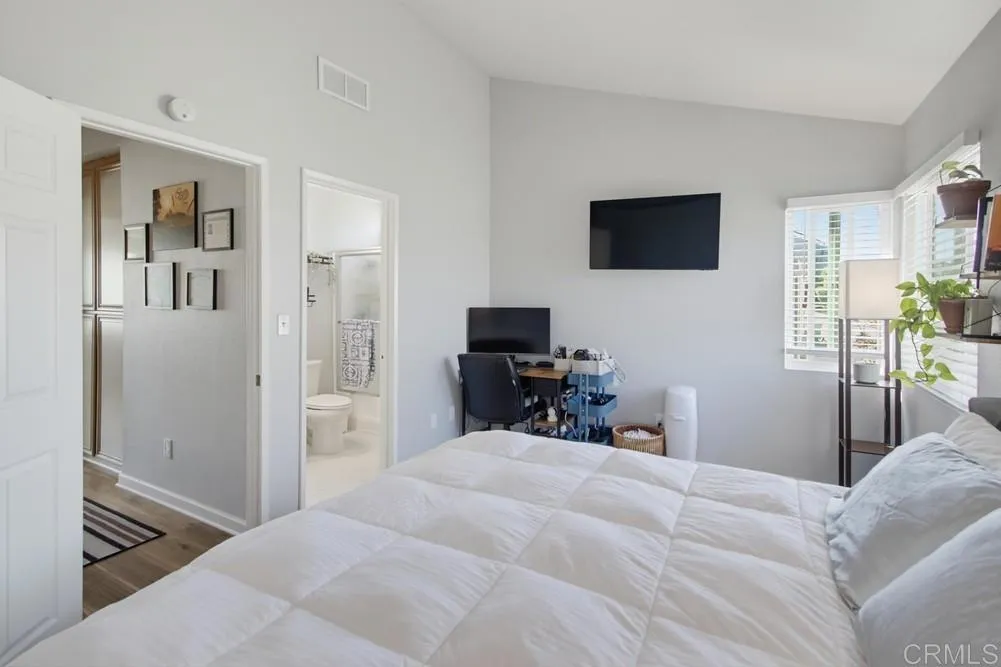 https://cdn.realtyfeed.com/cdn/127/307068613/c6475232f1e3f61fe5b092cc00c6dc1b.webp