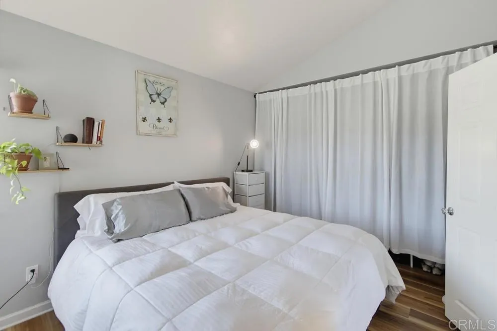 https://cdn.realtyfeed.com/cdn/127/307068613/e17837c6cb54ce1fe907b902e2e123d8.webp
