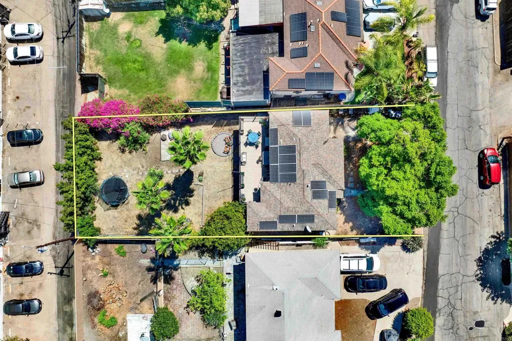 https://cdn.realtyfeed.com/cdn/127/307068623/d8c18b4c6ea91b7e698fa969d37a870a.webp