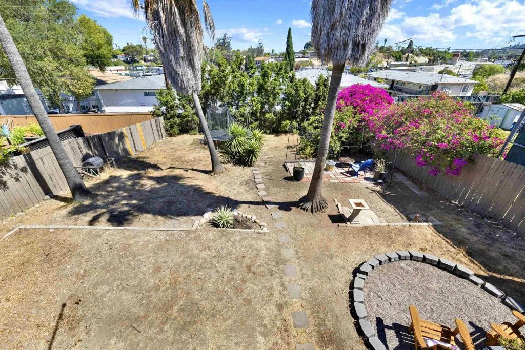 https://cdn.realtyfeed.com/cdn/127/307068623/dd83b194375be4a1406547524d665db4.webp