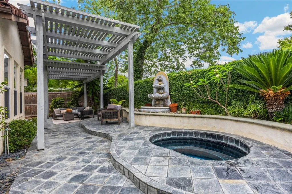 https://cdn.realtyfeed.com/cdn/127/307068633/62b1a7b5c794ec2e5a04698f29c29a35.webp