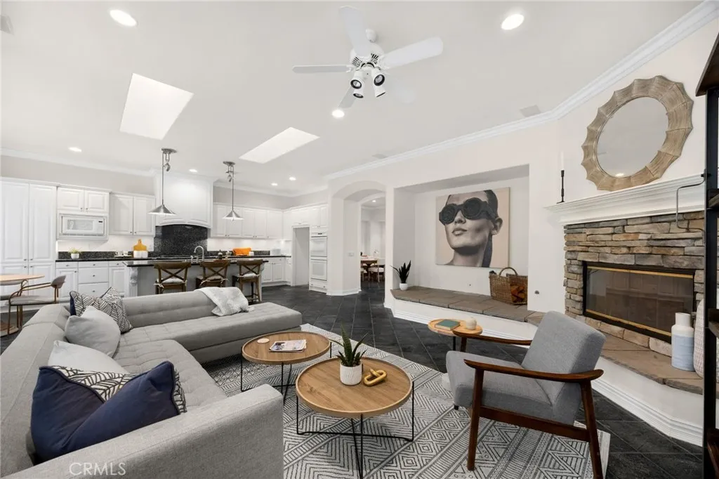https://cdn.realtyfeed.com/cdn/127/307068633/8736b4cf529193d0462926202489f086.webp
