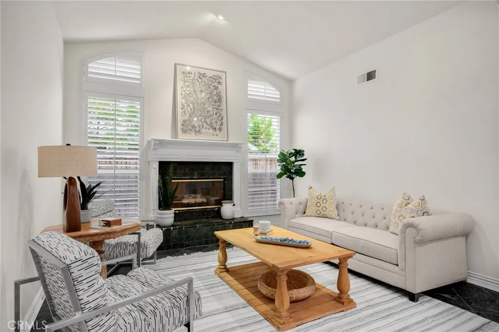 8040 Corte Sasafras, Carlsbad, CA 92009 - Photo 5 of 28, Carlsbad, CA