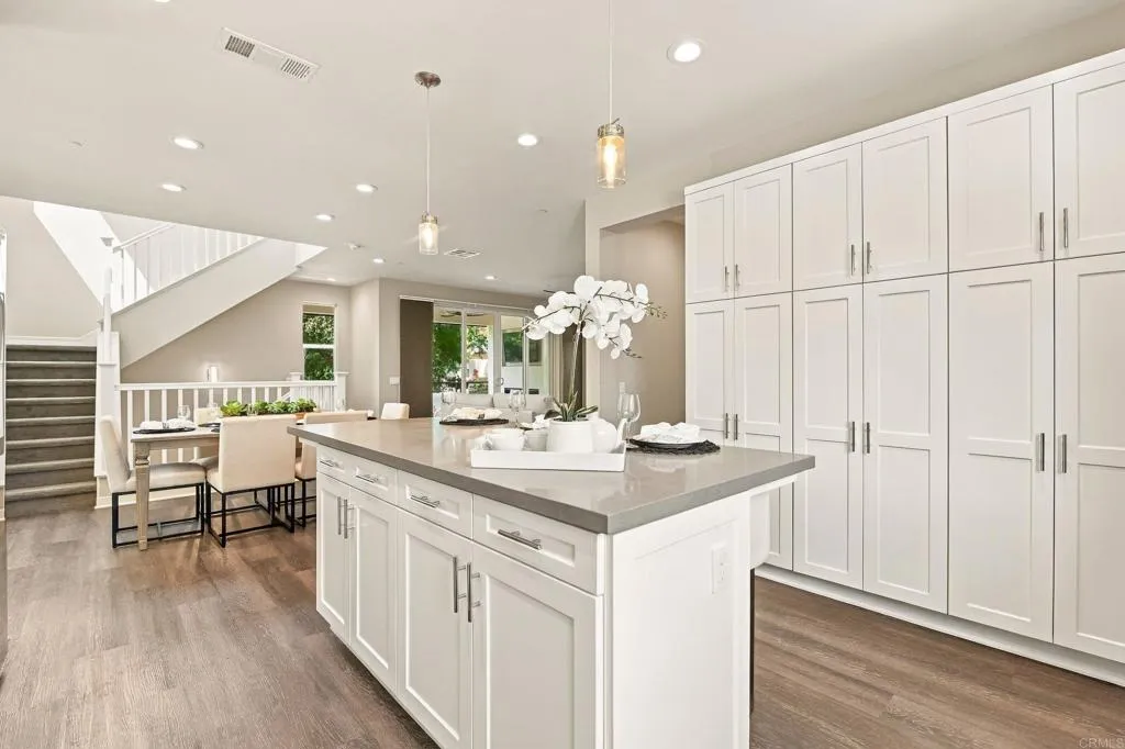 https://cdn.realtyfeed.com/cdn/127/307068638/5782dc547494eeb932ecab895e508ded.webp