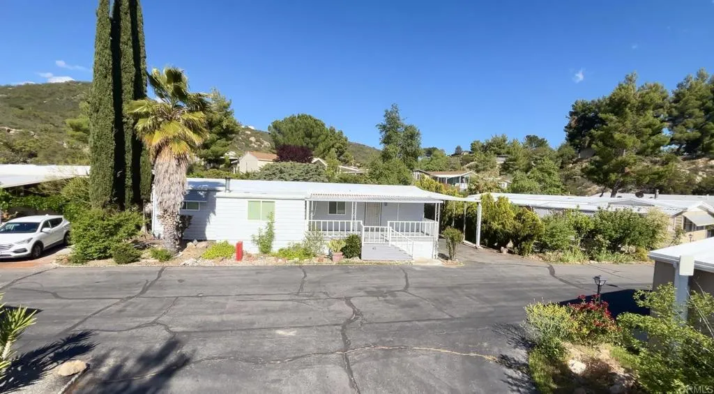 https://cdn.realtyfeed.com/cdn/127/307068651/c08502c4dee70f04e6c4826873a4d167.webp