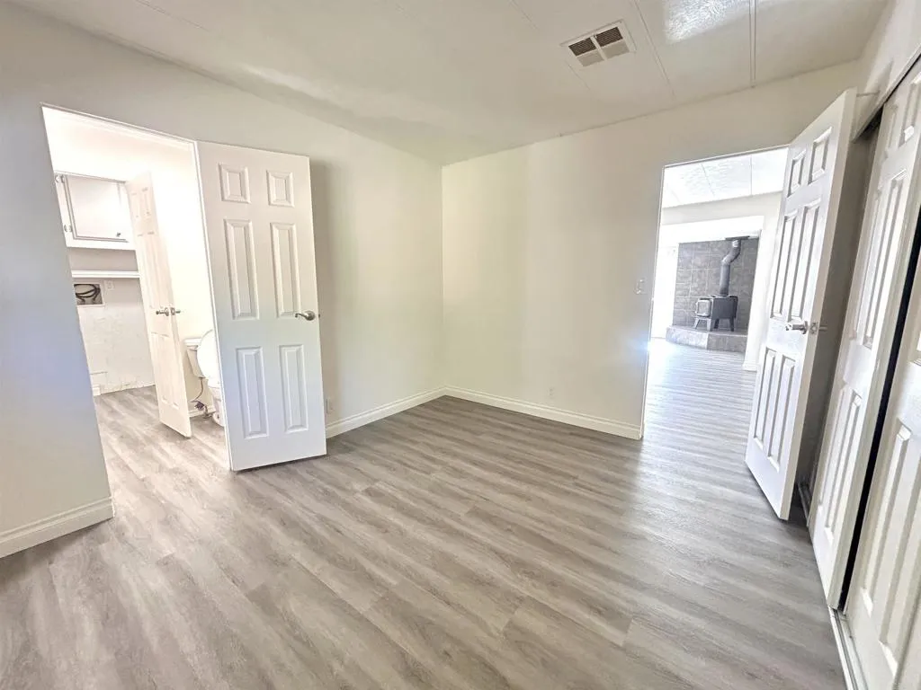 https://cdn.realtyfeed.com/cdn/127/307068651/c4403b015edb3c34d16218a9f778dfa3.webp