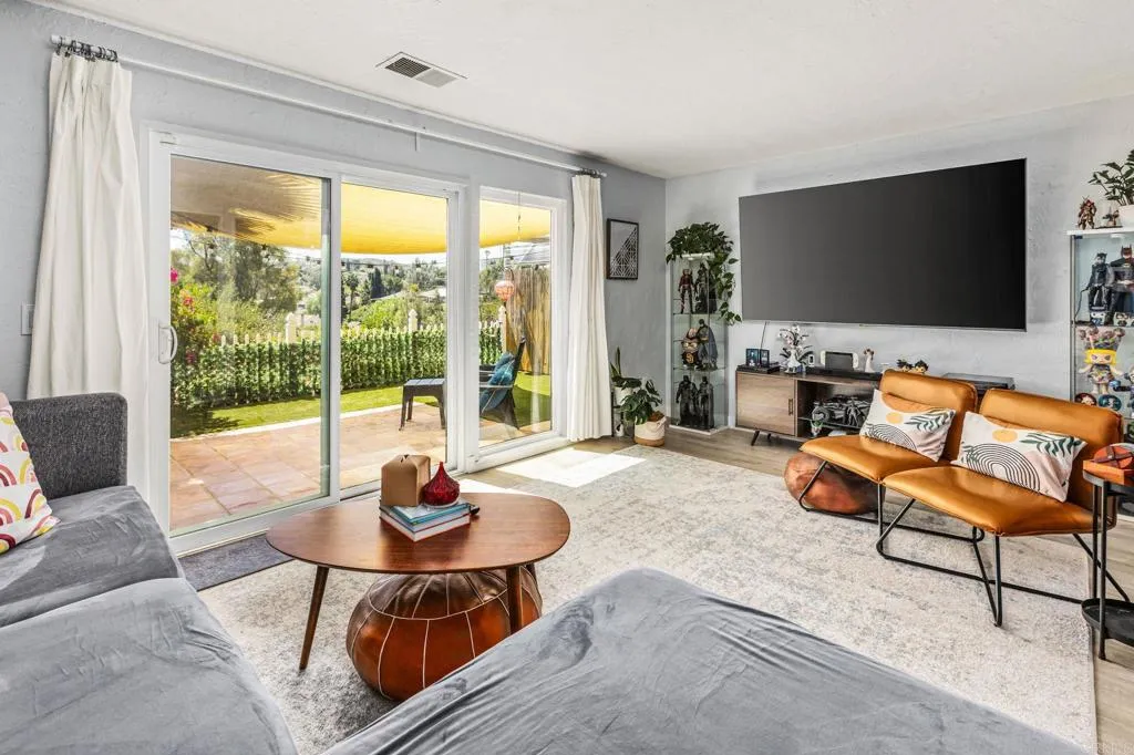 https://cdn.realtyfeed.com/cdn/127/307068661/0fbe14a0e1ec61211f103a2bd870bfda.webp