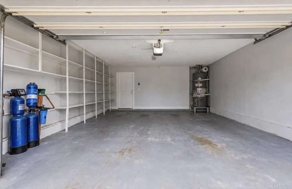 https://cdn.realtyfeed.com/cdn/127/307068661/3f2a93d72b5ddd73a81204fa38e2313b.webp