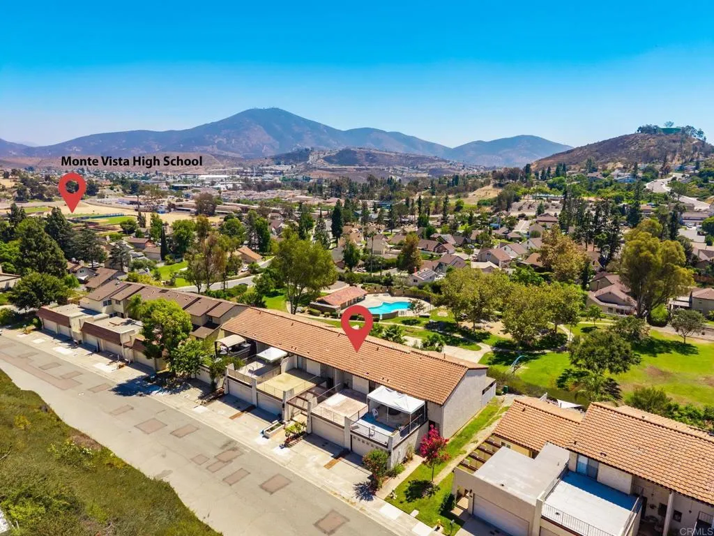 https://cdn.realtyfeed.com/cdn/127/307068661/ccac1641b8a8a5d7bc1179c398693b7f.webp