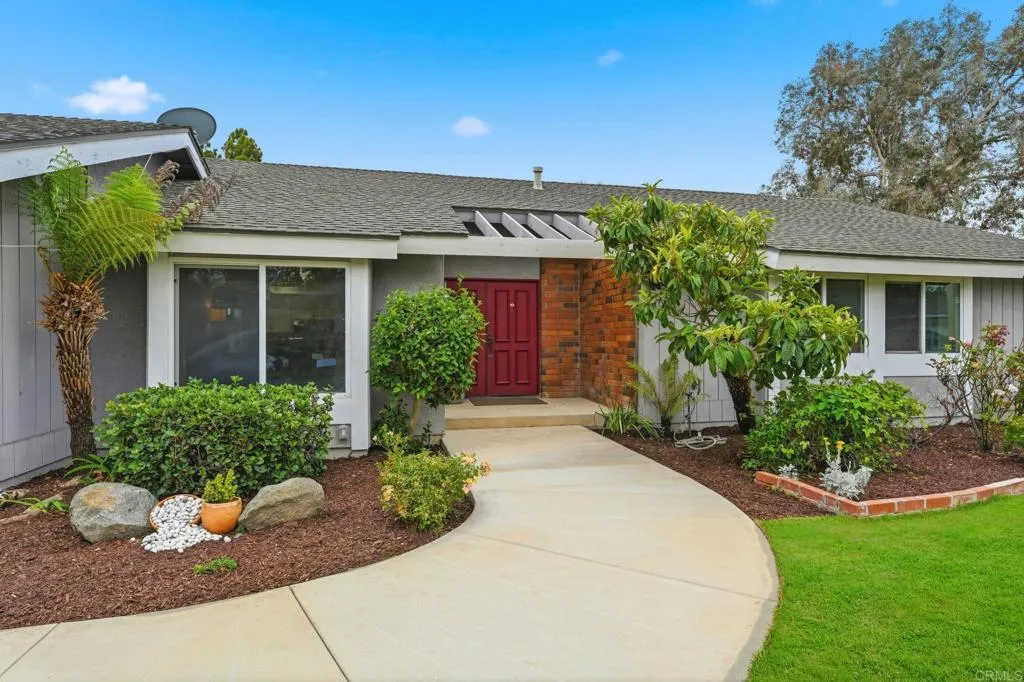 745 Blackhawk Cir, Vista, CA 92081 - Photo 3 of 29, Vista, CA
