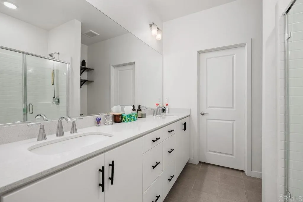 https://cdn.realtyfeed.com/cdn/127/307068696/fbf05c51353d1f8846ca0094343c94dc.webp