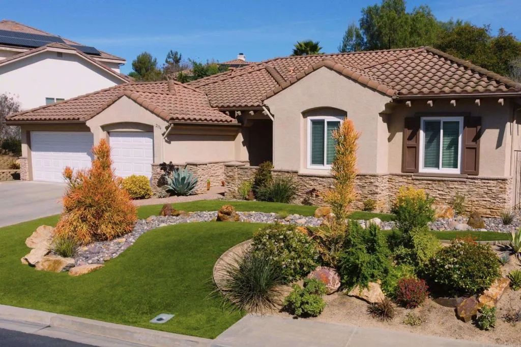 2194 Stone Castle, Fallbrook, CA 92028 - Photo 3 of 60, Fallbrook, CA