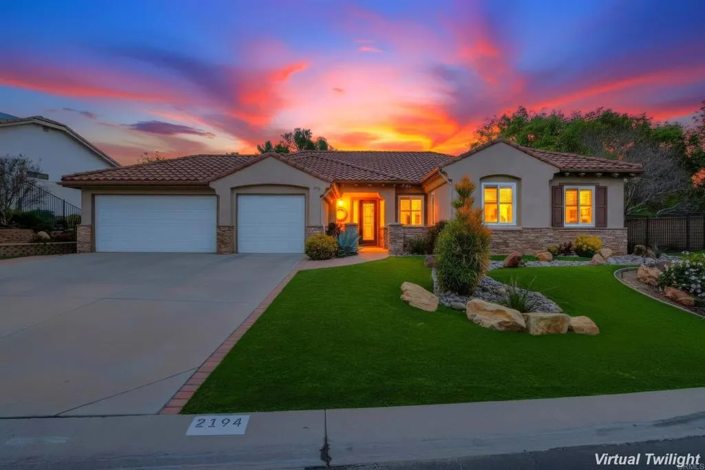 2194 Stone Castle, Fallbrook, CA 92028 - Main photo, Fallbrook, CA