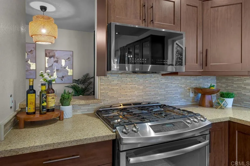 https://cdn.realtyfeed.com/cdn/127/307068741/21f05170c6fb8f088683174ebd1fd88c.webp