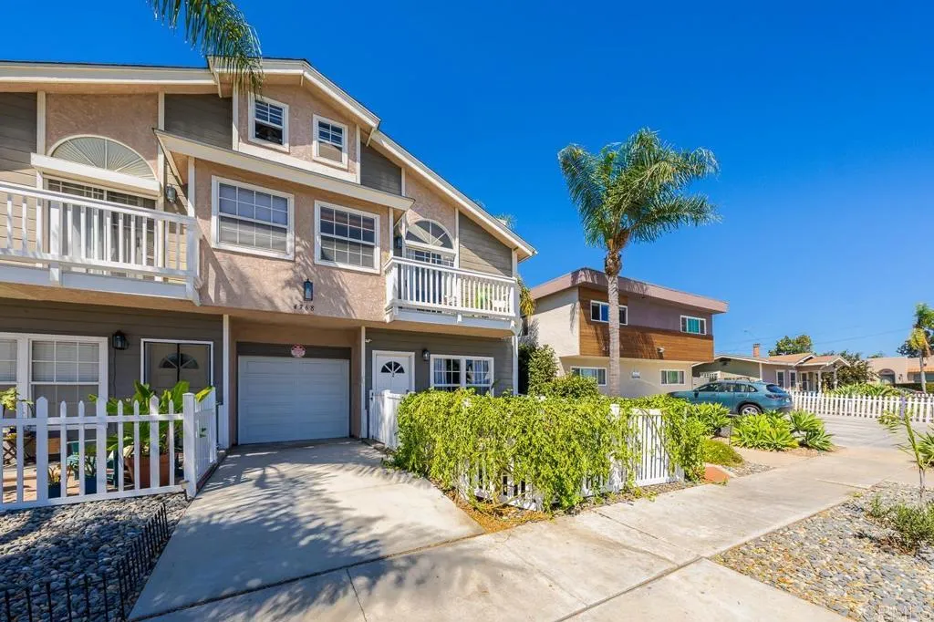 https://cdn.realtyfeed.com/cdn/127/307068741/4c107ad2ddda3aa64f7204558c9c2aa8.webp