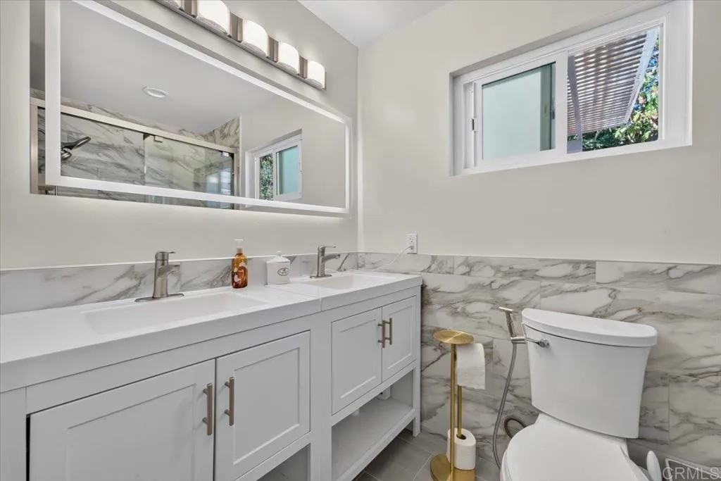 https://cdn.realtyfeed.com/cdn/127/307068762/0a544e5b057eb4c7c2f30c03e2f5d249.webp