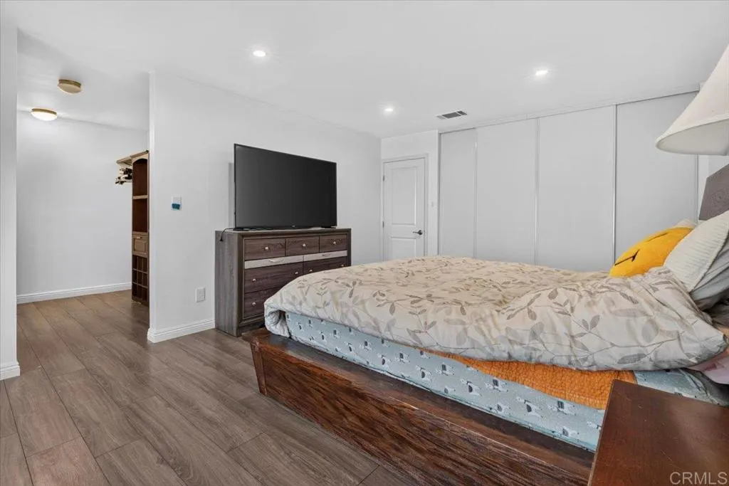 https://cdn.realtyfeed.com/cdn/127/307068762/53746defc2278b0a8114ed924fb2ad82.webp