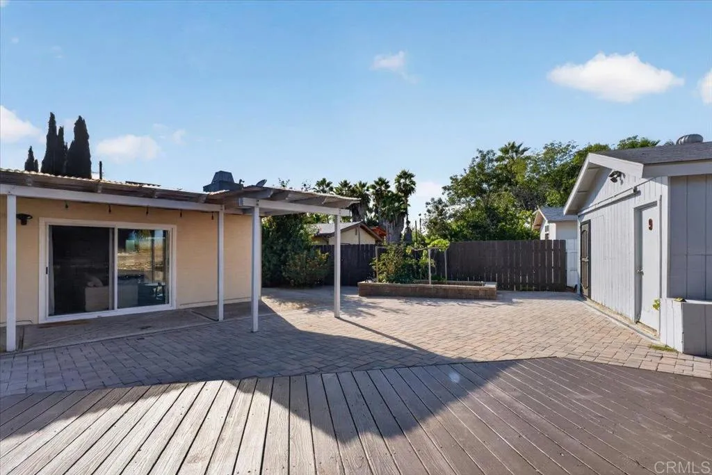 https://cdn.realtyfeed.com/cdn/127/307068762/65c3f78818981d6d69e36806e609f009.webp