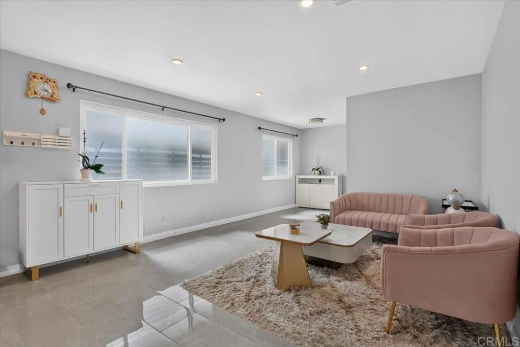 https://cdn.realtyfeed.com/cdn/127/307068762/828edbe81f979fa4d8d75016c63c0a8f.webp