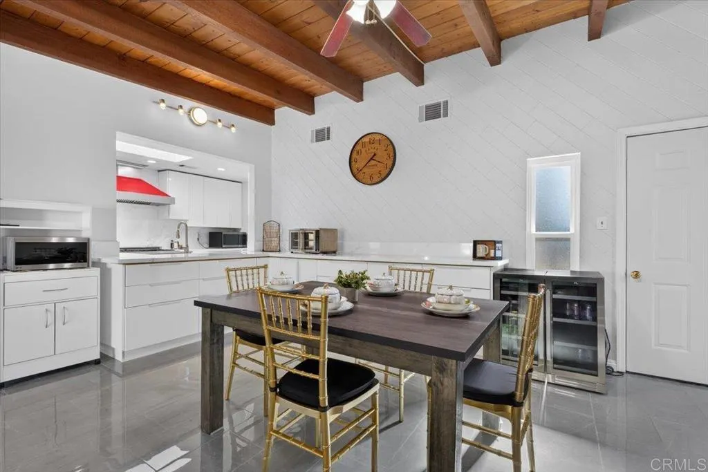 https://cdn.realtyfeed.com/cdn/127/307068762/e9b20e3a430e53cebebd5d79ff5b5bf5.webp