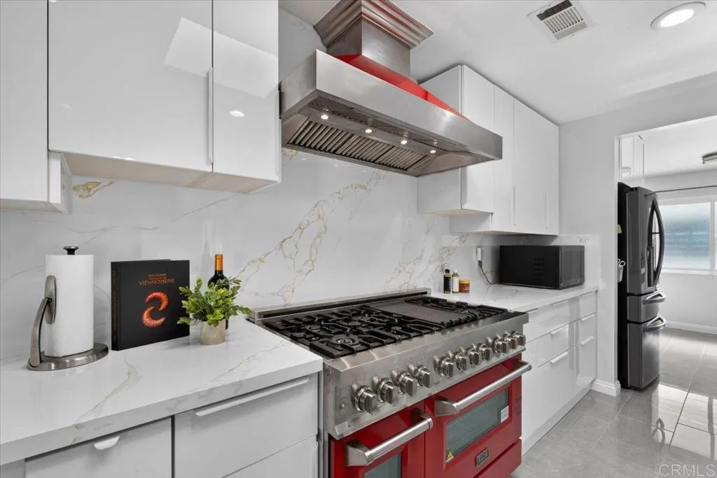 https://cdn.realtyfeed.com/cdn/127/307068762/f9cfcdbc7d96f49e47edf4343d30d366.webp
