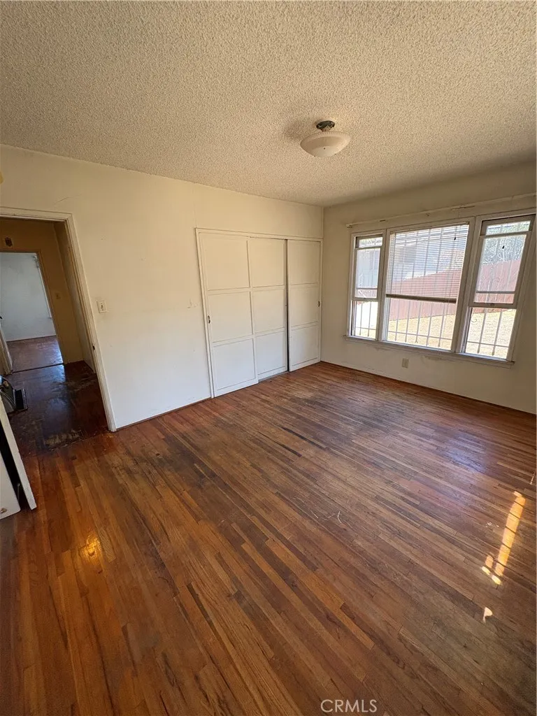 https://cdn.realtyfeed.com/cdn/127/307068765/4b30703e5e1cf53cc443fb50f5c884ec.webp