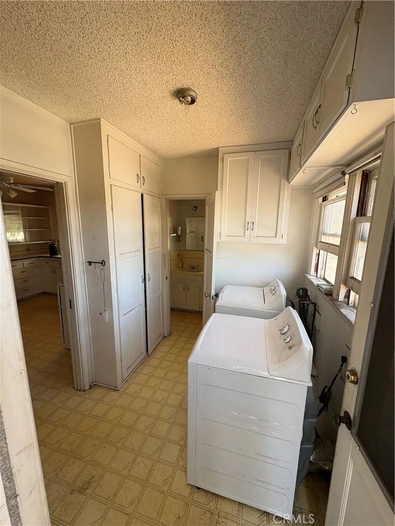 https://cdn.realtyfeed.com/cdn/127/307068765/4b381808c00b5d9b8ae9c98894e2a647.webp