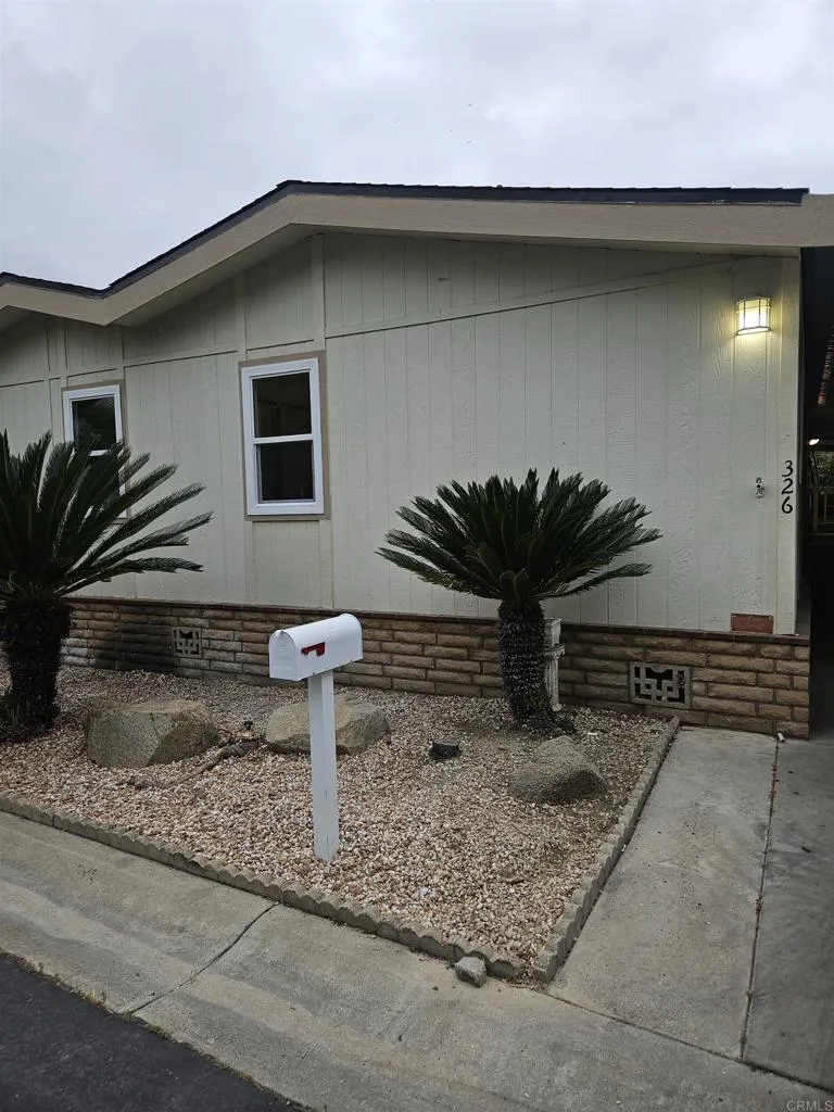 https://cdn.realtyfeed.com/cdn/127/307068812/6c40aae023963458df0c43e1fd148d1b.webp